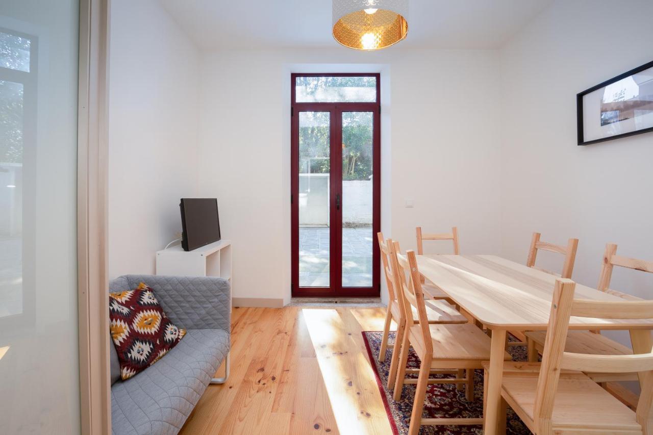 Opo Covelo Home Porto Luaran gambar